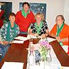 Vertreterinnen der Ortsgruppe Meersburg der Frauenselbsthilfe nach Krebs erzählen von eigener Betroffenheit (von links): Ursel Hefler, ...
