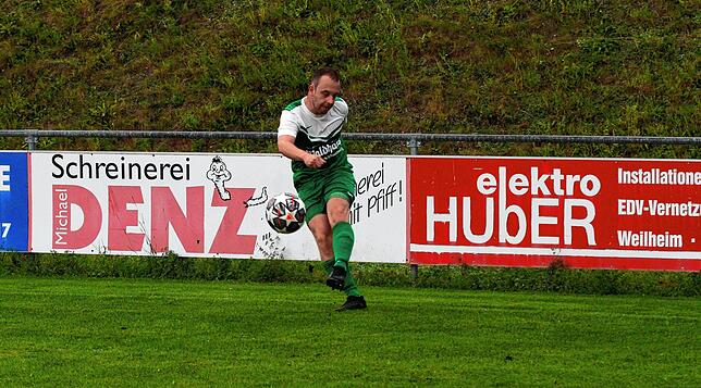 Bild 35: SV Waldhaus bezwingt den SV Obersäckingen mit 4:0 &ndash; und wir haben Bilder!