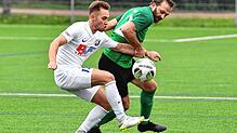 Auf ein Neues im nächsten Spieljahr: Hannes Linke (links) nimmt mit dem FC Erzingen in der kommenden Saison einen erneuten Anlauf im ...