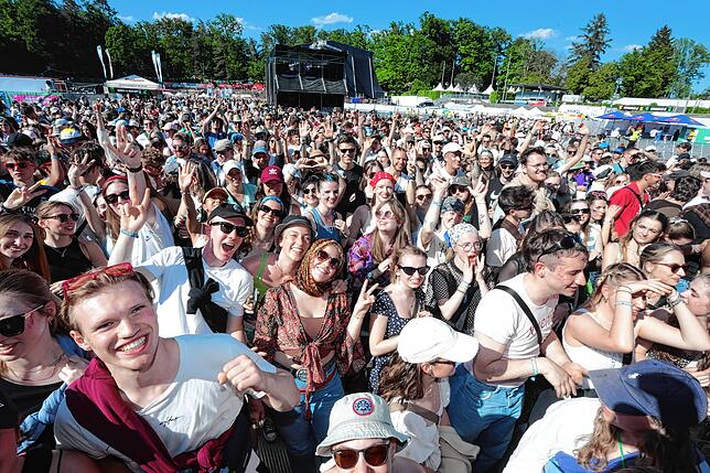 Bild 23: Weiter geht‘s – auch am zweiten Campus-Festival-Tag wird gefeiert