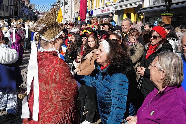 Bild 2: Die besten Bilder vom Villinger Fasnet-Umzug: Ein unvergessliches Spektakel!