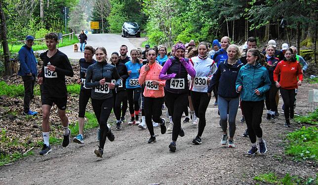 Bild 20: Bilder und Eindrücke vom 15. Sport Weiß-Lauf in Königsfeld: Ein unvergessliches Event