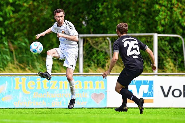 Bild 7: Meister FC Wolfenweiler-Schallstadt besiegt Vizemeister SV 08 Laufenburg mit 4:2 – wir haben Fotos!