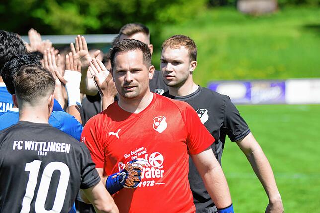 Bild 6: FC Erzingen unterliegt dem FC Wittlingen vor 500 Zuschauern mit 0:2 – und wir haben Fotos!