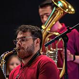 Der Festakt wurde musikalisch umrahmt von der Bigband des Martin-Heidegger-Gymnasiums. Am Saxophon Andreas Putzi.