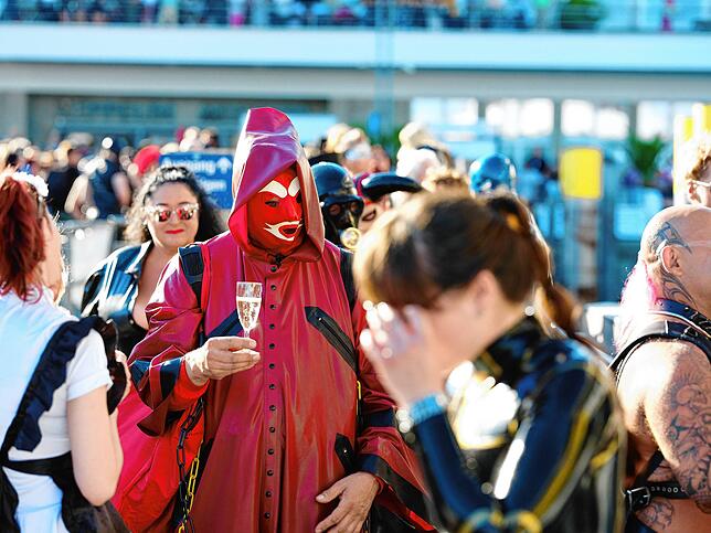 Bild 18: Torture Ship 2022: Bilder vom Boarding