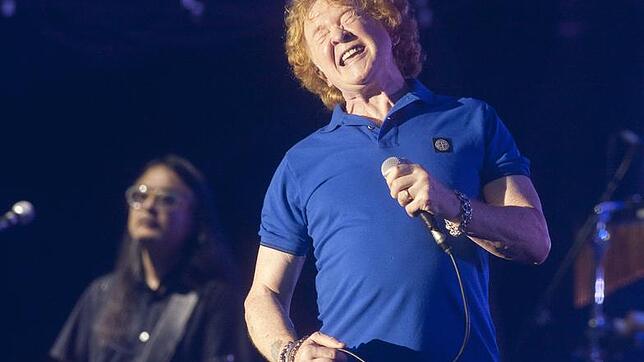 Mick Hucknell, Kopf und Sänger von "Simply Red" beim Auftritt in Salem.