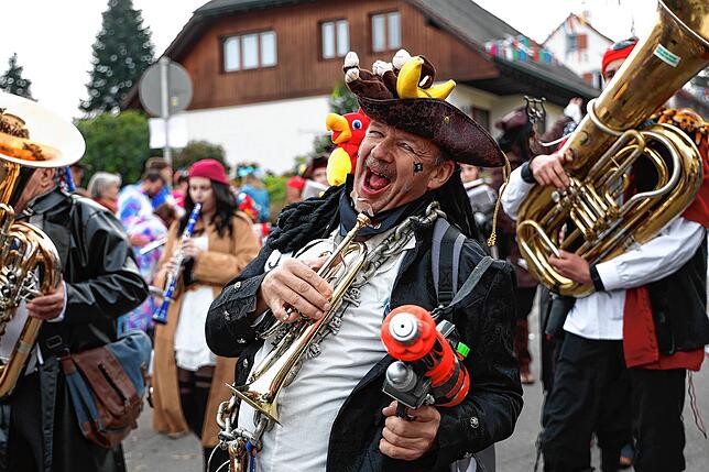 Die Musiken sorgten für gute Stimmung.