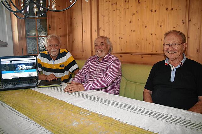 Lustige Gesprächsrunde: Vizepräsident Hans-Ulrich Keller, Webmaster Josef Eisenlohr und Präsident Bruno Auf der Maur (von links).