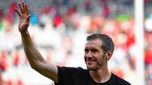 Der neue Mann an der Seitenlinie: Julian Schuster bei seinem Abschied als Spieler beim SC Freiburg.