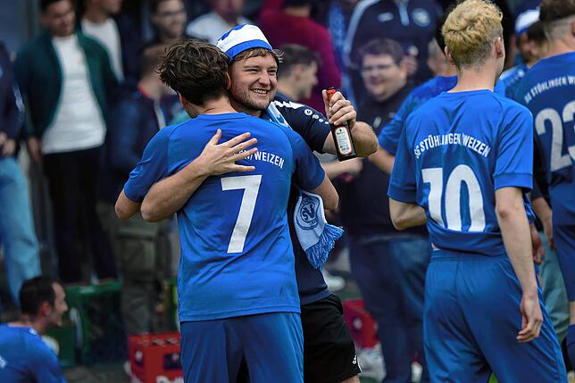 Bild 20: SG Stühlingen/Weizen siegt 5:1 beim FC Geißlingen und feiert den  Meistertitel – wir haben Fotos!