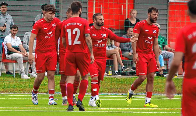 Bild 1: SV Jestetten müht sich zum 2:1-Sieg gegen den SC Lauchringen – und wir haben Bilder!