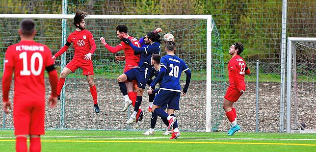 Bild 11: FC Tiengen 08 und der VfB Waldshut trennen sich 1:1 im Derby &ndash; und wir haben Bilder!