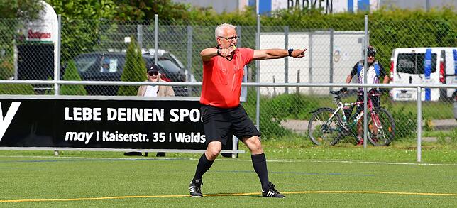 Bild 2: VfB Waldshut besiegt Bosporus FC Friedlingen mit 7:0 &ndash; und wir haben Bilder!