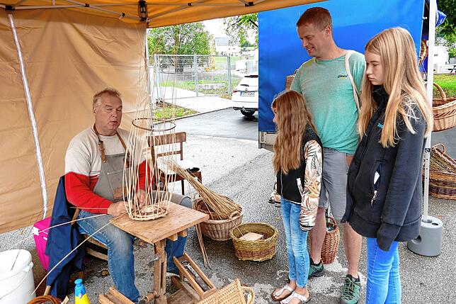 In Bräunlingen-Döggingen wird das Brunnenfest mit Nachtflohmarkt am Wochenende 30. und 31. August gefeiert (Archivbild).