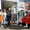 Das Tafelteam (von links): Sandra Wagner, Eva Pal, Galina Coroliova, Udo Engelhardt, Angelika Straub, Fatma Belfatmi, Dalal Haggag ...