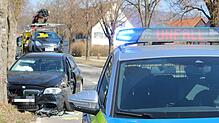 Auf der Straße zwischen Weildorf und Salem-Stefansfeld sind am Freitag zwei Autos kollidiert. Beide mussten abgeschleppt werden.