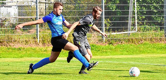 Bild 9: FC Hauingen fegt den FV Degerfelden mit 10:1 vom Platz &ndash; und wir haben Bilder vom Spiel