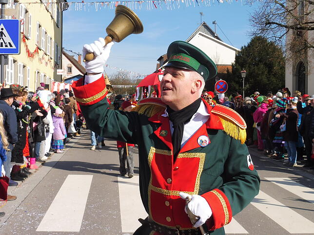 Bild 17: Närrisches Spektakel zum Fasnet-Sunntig-Umzug 2025