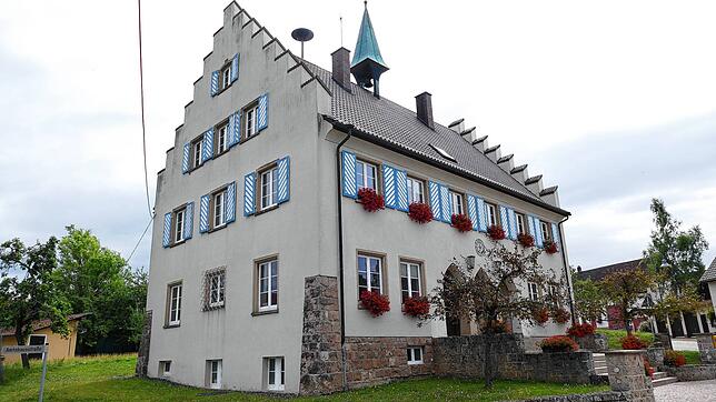 Das Wutacher Rathaus im Ortsteil Ewattingen. Foto: Stefan Limberger-Andris