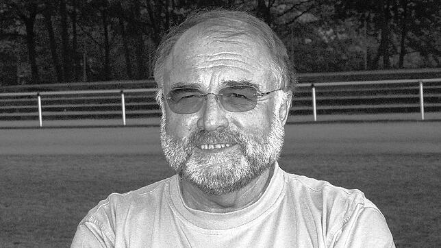 Trauer beim FC 08 Bad Säckingen: Ehrenmitglied Horst Anlicker ist im Alter von 88 Jahren verstorben. Er war langjähriger Spieler, ...
