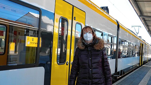 Im Wesentlichen ist Esther Lienhard mit der Breisgau-S-Bahn zufrieden. Wenn aber etwa einmal im Monat ihr Morgenzug in Richtung ...