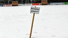 Schnee stoppt Ball: Am Wochenende wird wegen des Winterwetters vermutlich nicht überall gespielt.