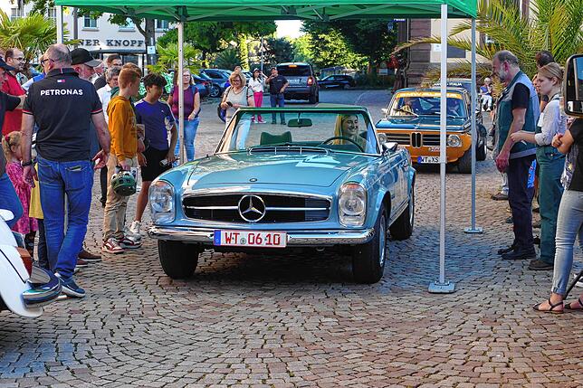 Bild 1: So schön war die Oldtimer-Rallye Eggberg-Klassik am Freitag