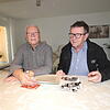 Bernd Obert (links) war bereits vor 60 Jahren beim ersten Albbrucker Blutspendetermin dabei und erinnert sich mit dem ...