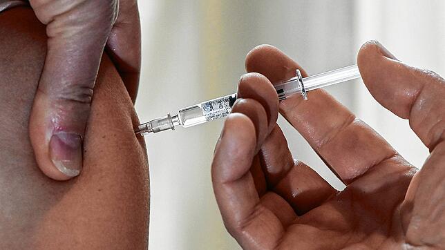 Im Landkreis Waldshut wurden diese Woche über 80-Jährige erstmals vor Ort in der eigenen Heimatgemeinde geimpft. Grundsätzlich finden ...