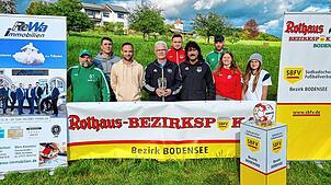 Freuen sich auf den Finaltag bei der FSG Zizenhausen/Hindelwangen/Hoppetenzell (von links): Lukas Schindler (B-Juniorinnen, TSV ...