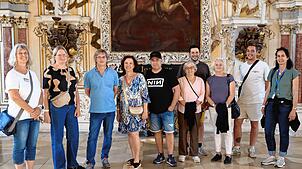 Sie haben das Schloss für sich und dürfen gleich in den Backstage-Bereich der Salem Open Airs: die SÜDKURIER-Gewinner und ihre ...
