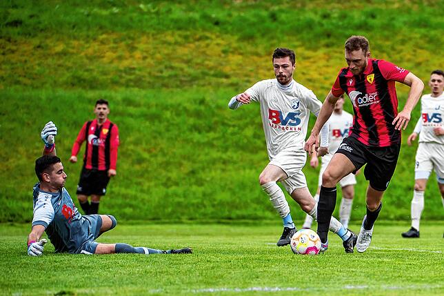 Bild 10: FSV Rheinfelden gewinnt beim FC Erzingen mit 6:1 &ndash; und wir haben Bilder!