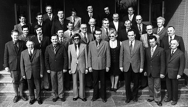 Die Gemeindeverantwortlichen in den ersten Jahren des Bestehens der Gemeinde Salem. Frieda Raither war die einzige Frau in der ...