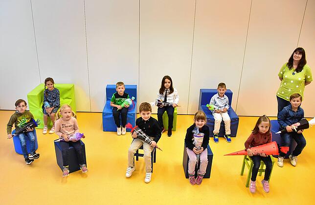 Die Starterklasse der Neckarschule Schwenningen mit Lehrerin Regina Ratzinger.