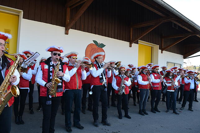 Bild 29: Bilder vom Narrenbaumsetzen in Leimbach