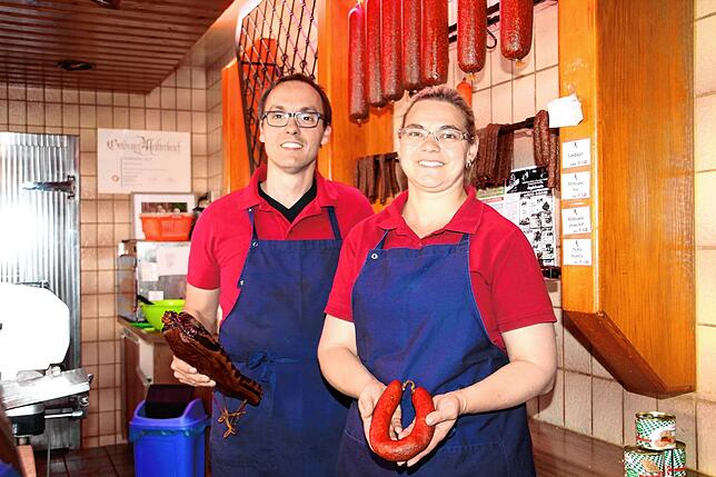In Fützen führen Michael und Manuela Gut die Metzgerei Gut auch durch die Zeit der Corona-Krise. Bild: Bernhard Lutz