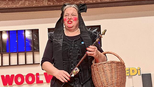 Bild 17: Bad Säckinger Narren setzen Närrische Spitzen: Drei Abende voller Spaß im Kursaal!