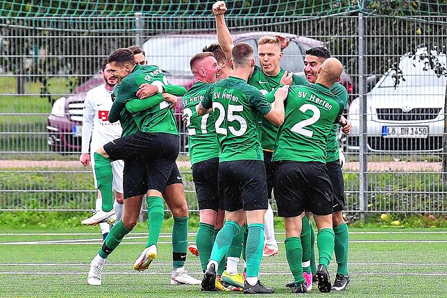 Bild 1: SV Herten fegt den FC Erzingen mit 6:1 vom Rasen &ndash; und wir haben Bilder!