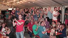 Jung und alt waren begeistert von der Mini-Playback-Show beim Vilsinger Dorf- und Backhausfest im vergangenen Jahr.