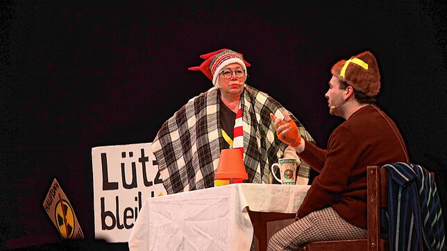 Lieber mit gutem Gewissen Fasnet als als Öko-Aktivist frieren: Babsi Lienhardt und Benedikt Sauter.