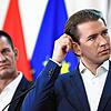 Österreichs Bundeskanzler Sebastian Kurz (rechts) bei der Verkündung der neuen Regeln, neben ihm Gesundheitsminister Wolfgang Mückstein.