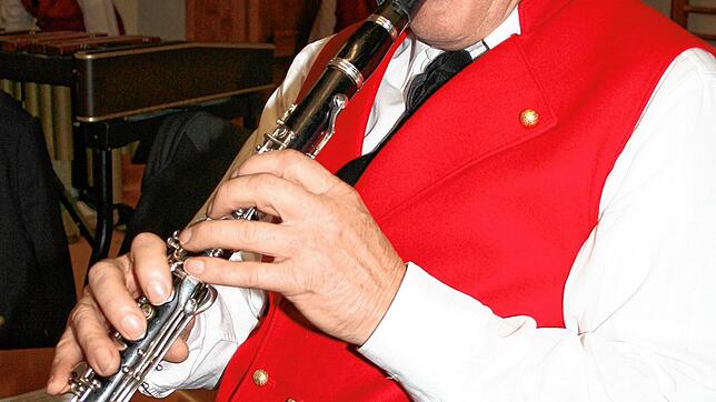 60 Jahre gehört der Göschweiler Musiker, Dirigent und Organist Franz Gromann der CDU an. Bild: Gerold Bächle