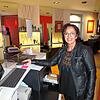Heike Ruß, Friseurmeisterin von Heikes Hairstyle-Salon, hat eine harte Zeit hinter sich. Sie hatte durch die Schließung große ...