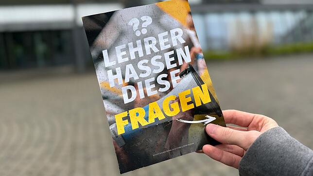 An Schulen tauchen Flugblätter von Rechtsextremen auf.