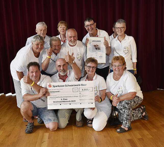 Der Verein für Vogelfreunde und Vogelschutz will die 4000 Euro in eine Wildblumenwiese investieren.