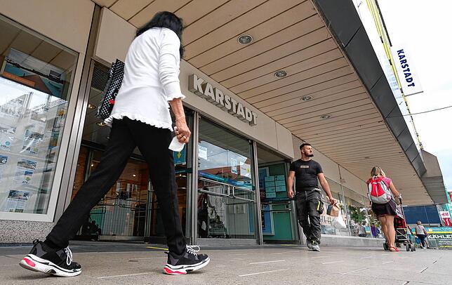 Die Singener Karstadt-Filiale bleibt entgegen erster Schließungspläne bestehen.