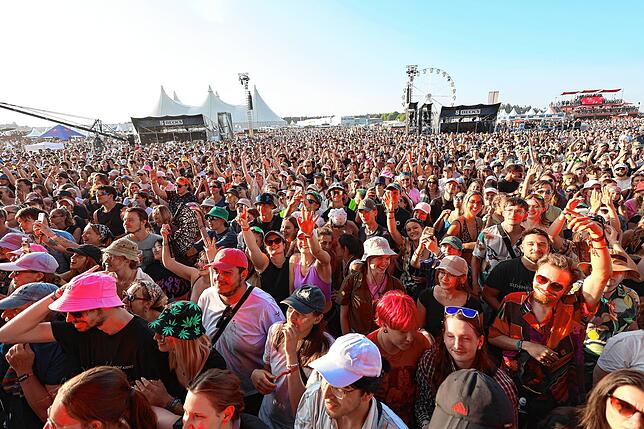 Bild 18: Girl in Red auf dem Southside Festival 2025: Die besten Bilder des Auftritts