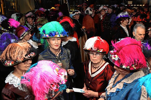 Bild 4: Ein Abend in Samt und Seide: Die Villinger alten Jungfere zeigen eindrucksvolle Eleganz – die Bilder!