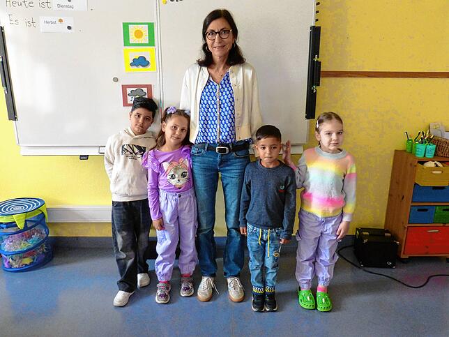 Klasse 1 VKL: Die vier Erstklässler mit Klassenlehrerin Ute Jansen.